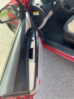 Kia Ceed 1,4 - 7