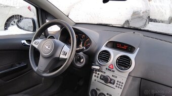 OPEL Corsa 1,0i Comfort KLIMA ČR - 7