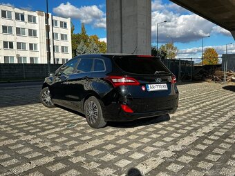 Hyundai i30 Kombi 1.6 CRDi - 7