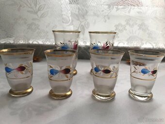 Starožitná karafa a duální skleničky ručně malované - 7