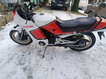 Suzuki GSX R 550 EF - 7