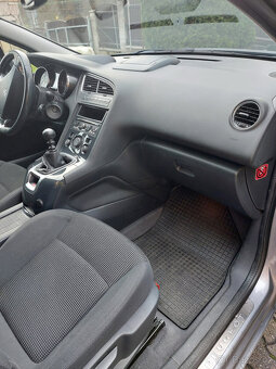 Prodám  Peugeot 5008 - 7