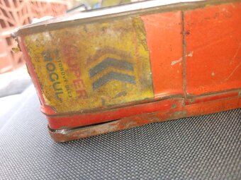 Retro stará auto lékárničla - 7