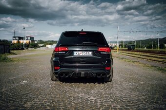 JEEP GRAN CHEROKEE 6.4 V8 HEMI - 7
