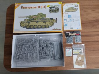 Modely tanků,plastové DRAGON,REVELL,MINIART aj - 7