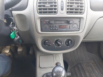 Renault Thalia 1,4 benz, 55kW, 2004 - 7
