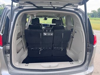 Chrysler Pacifica 3,6 Limited DVD 360 čočka 2017 DPH - 7