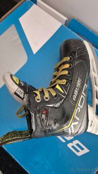 Prodám brusle Bauer Vapor 3X, vel. Y13 - 7
