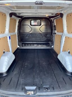 Ford Transit Custom 2.2tdci/74kw, L1H1, 3 místa, pěkný stav - 7