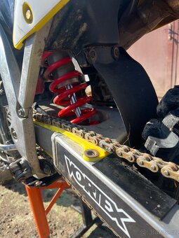 Suzuki RMZ 450 - 7