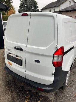 Ford Transit Courier - 7