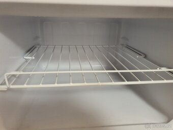 zánovní moderní lednice tř.A+ s mrazákem - 7