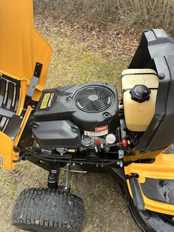 Prodám zahradní sekací traktor MTD Cub Cadet - 7