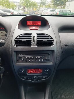 Peugeot 206 SW - 7