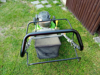 Sekačka benzínová s pojezdem Fieldmann - 7
