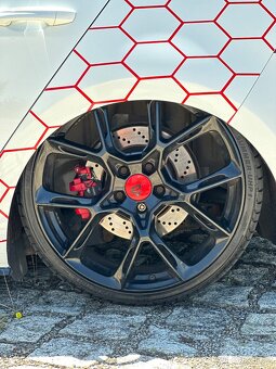 Golf GTI VII PERFORMANCE - Airlift/ DSG / Pano / Kamera - 7