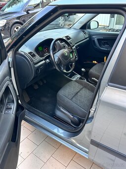 Škoda Fabia, 1.2TSI,1 máj, climatronic, Tempomat - 7