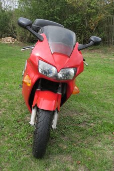 Honda VFR 800 FI, rok 1998 - 7