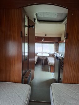 Hymer Eriba 550 + nadstrecha - 7