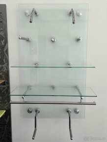 Výstavní - prodejní skleněný panel s adaptéry - 7