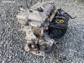 Toyota Avensis T27 motor 1.8 Valvematic - 7