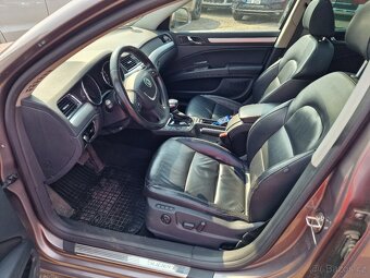 Škoda Superb 2,0TDI 125KW ELEGANCE - 7