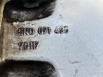 Original 3x ALU kola VW Baltimore 16" 6,5J ET33 + 215/65/R1 - 7