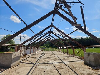 Ocelová konstrukce haly - montovaná hala 55 x 11 m - 7