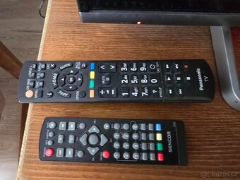 Prodám televizi Panasonic LCD 39"+ set top box Sencor - 7