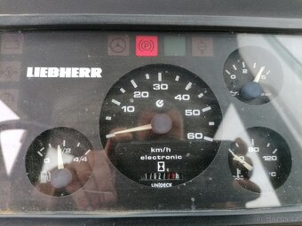 Kolový nakladač Liebherr 541 - 7