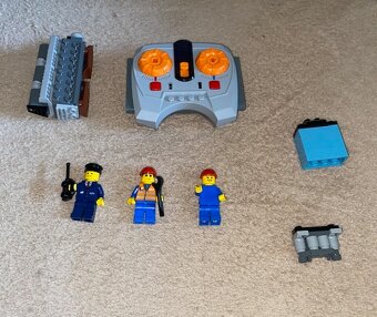 LEGO 10219 - Maersk Container Train - 7