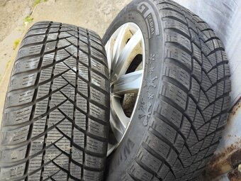 17"zimní alu sada Stockholm 5x112 origo VW Touran 2 215/55 - 7