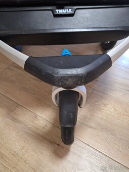 Thule urban glide 2 double + korbička(není nutno brát) - 7
