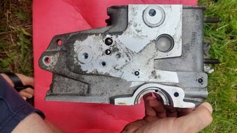 Hlava motoru 1.9TDI a 2.0TDI / 038 103 373 R - 7