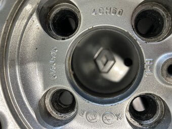 Alu Renault Letní pneu 205/55 R16 - 4ks - 7