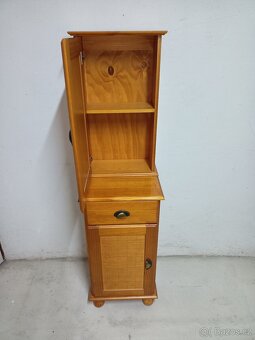 Prodám 2 x koupelnové skřínky z masivu - 7