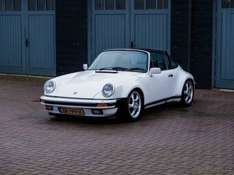 Porsche 911 3.2 Carrera Targa z roku 1984 - 7