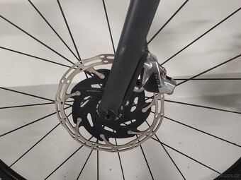 Canyon Ultimate CF SLX Disc 9.0 ETAP. Velikost XL - 7
