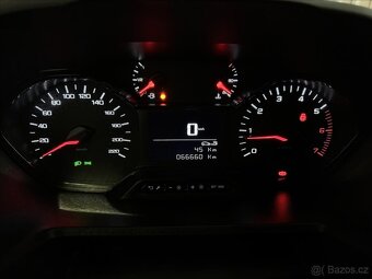 Peugeot Partner 1.2 PureTech 3Místa ČR 1.Maj. - 7