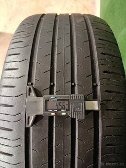 4ks letni 235/45/18 Continental - 7