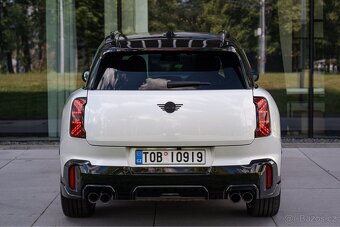 MINI Countryman JCW ALL4 (2024) – 221 kW / 300 koní - 7