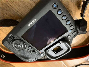 Canon EOS 5D Mark IV včetně objektivů a dalšího - 7