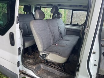 Renault Trafic 2,0 DCi - 7