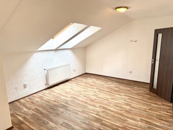 Pronájem 4kk, 1.patro, terasa, parkovací místo - 7