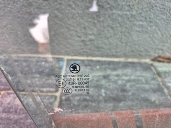 Škoda octavia 3 III boční sklo / okno - 7