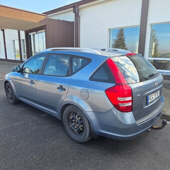 Kia Ceed 1.6 Nafta 2009 r.v - 7