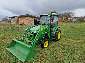 Zánovní traktor John Deere 3046R včetně čelního nakladače. - 7