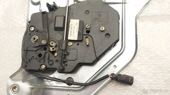 VW Transporter T5 - MECHANISMUS LZ VRAT - 7
