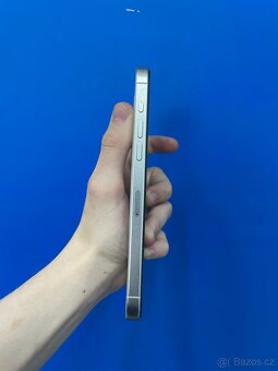 iPhone 15 Pro Max White Titanium 256 GB - 7