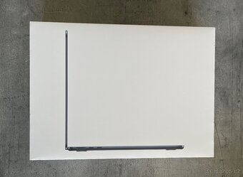Nový Macbook air M2 13’ 256/16gb - 7